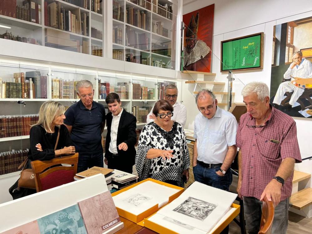 Imagen O director dos Museos de Ausburgo visita o Museo do Gravado de Artes