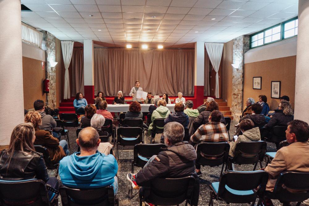 Imagen El equipo de gobierno municipal se reúne con el vecindario de Palma