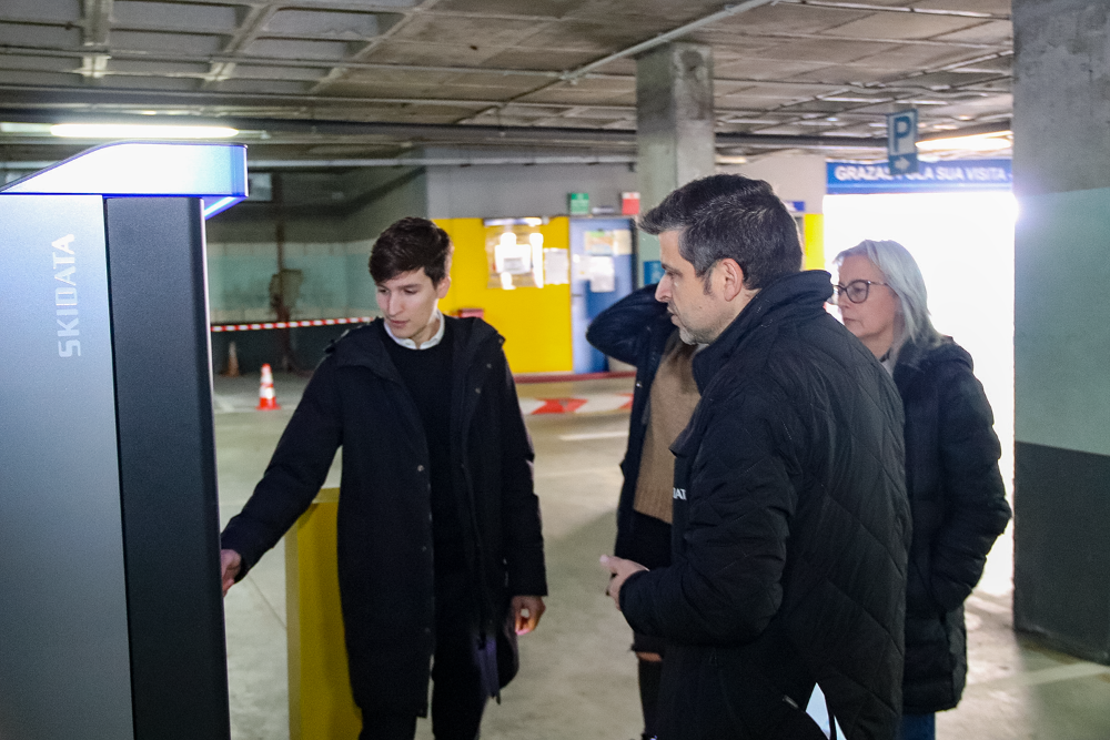 Imagen O aparcadoiro do Centenario estrea novo sistema de xestión con maquinaria renovada.