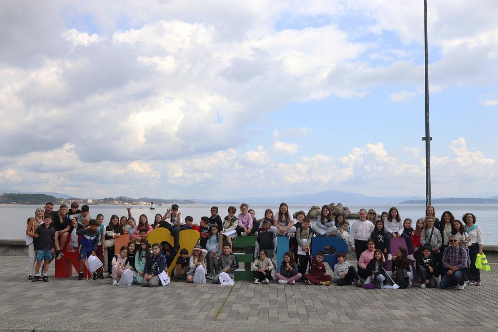 Imagen Recepción de los niños y niñas de la localidad portuguesa de Felgueiras