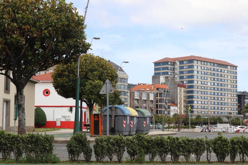 Imagen O Concello de Ribeira reforza os servizos de limpeza para o verán