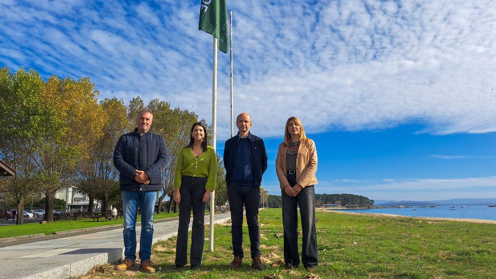 Imagen A Bandeira Verde de Galicia xa loce no paseo de Coroso