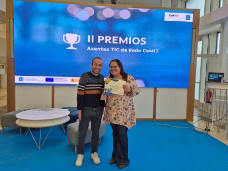 Imaxe A axente da aula CeMIT de Ribeira, recoñecida nos II Premios Axentes TIC