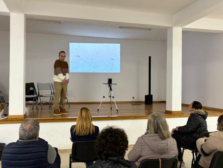 Imagen O Concello de Ribeira instalará fibra óptica no lugar de Cobas, en Castiñeiras