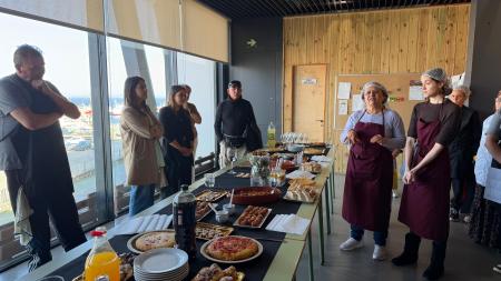 Imaxe Unhas 15 persoas fórmanse en cociña a través do Programa Integrado de Emprego de Ribeira