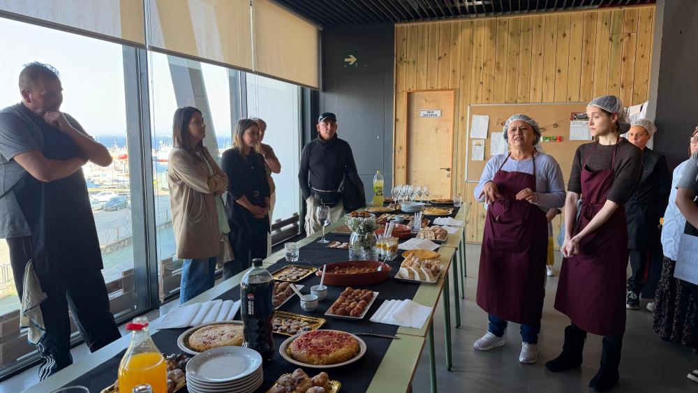 Imagen Unhas 15 persoas fórmanse en cociña a través do Programa Integrado de Emprego de Ribeira