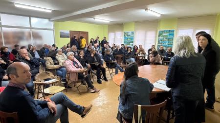 Imaxe O goberno local de Ribeira escoita as demandas da veciñanza de Oleiros