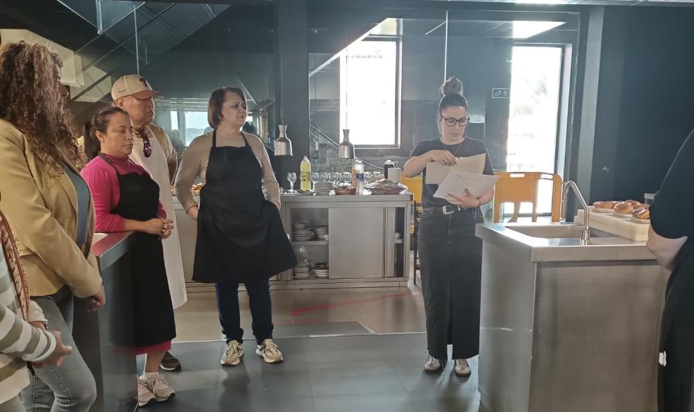 Imagen O Programa Integrado de Emprego de Ribeira forma a quince persoas en cociña colectiva