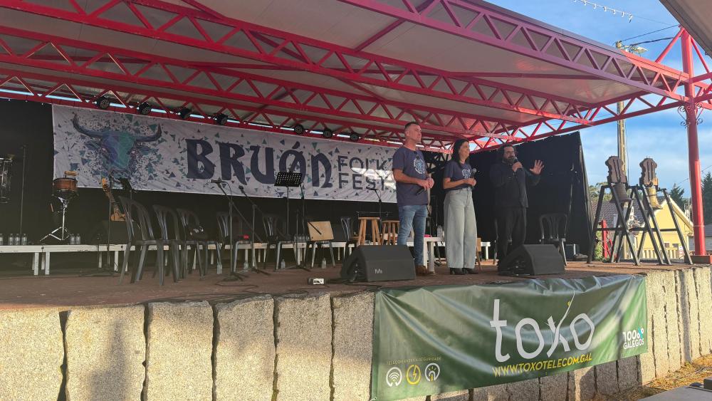 Imagen O folclore galego toma a parroquia de Artes co Bruón Folk Fest