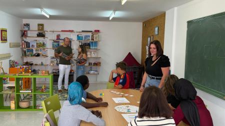 Imaxe O programa de reforzo educativo do Concello de Ribeira imparte clases a unha trintena rapaces e rapazas