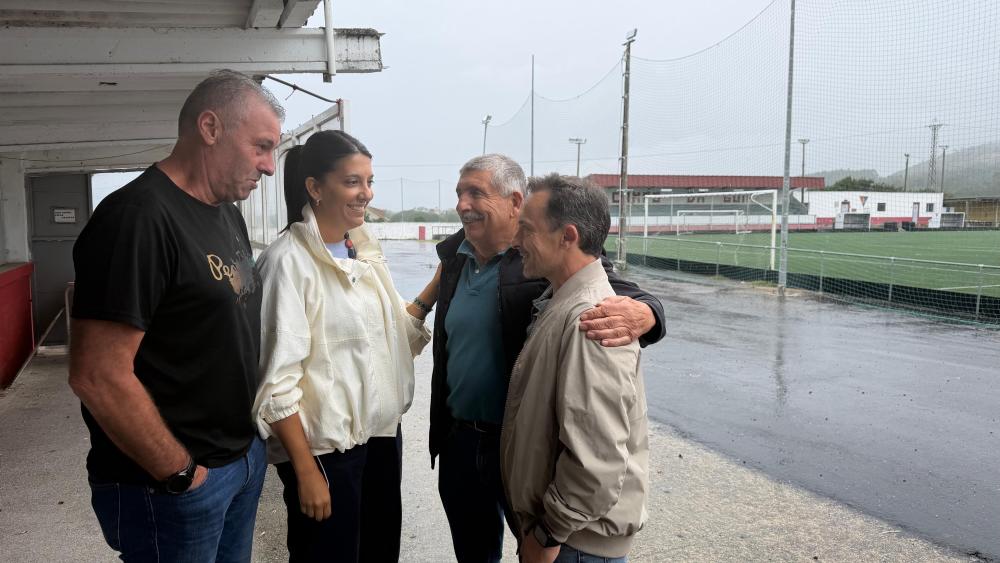 Imagen Os vestiarios do campo de fútbol de Carreira serán reformados grazas a unha alianza entre o Concello de Ribeira e a Xunta de Galicia