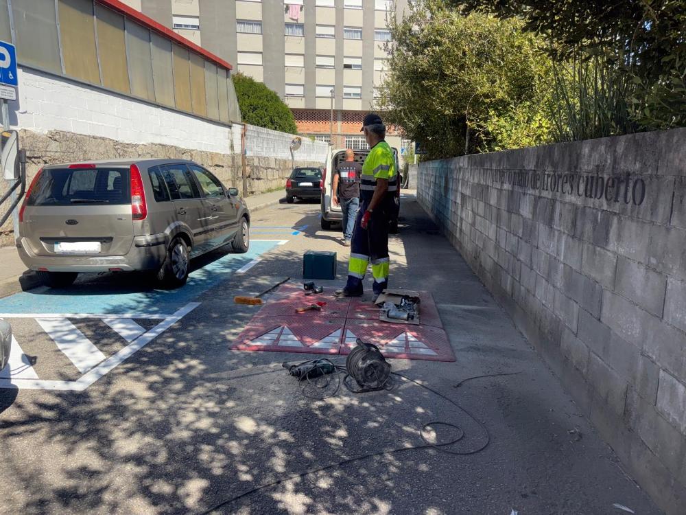 Imagen O Concello de Ribeira acomete a mellora da seguridade viaria na contorna de varios centros educativos