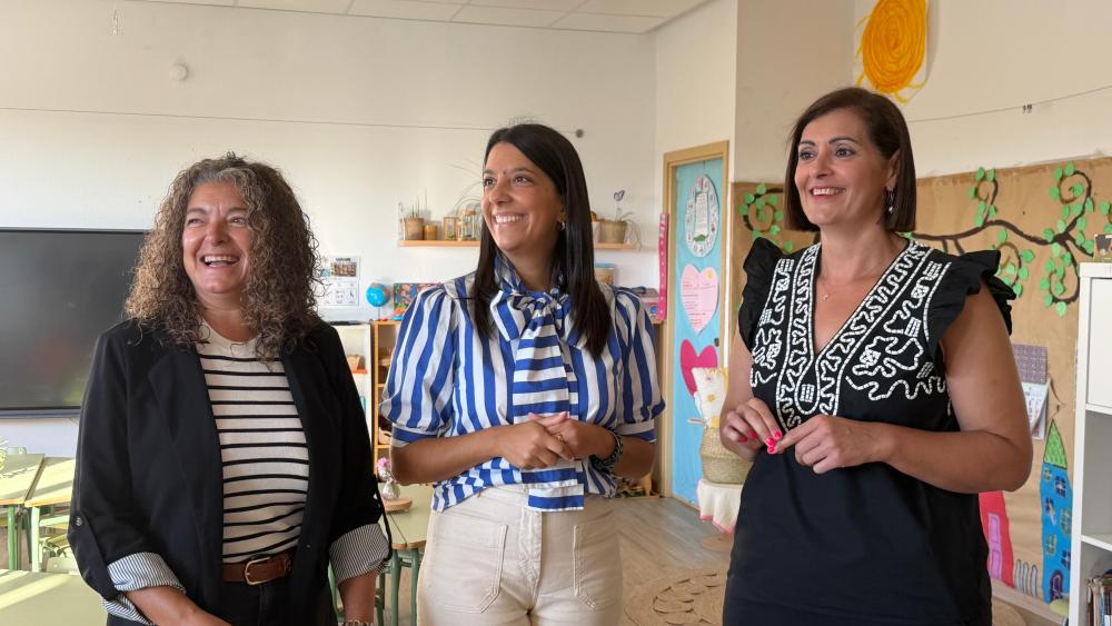 Imagen Sampedro destaca o investimento de 70.000 euros por parte do Concello de Ribeira na posta a punto dos colexios para o inicio do curso escolar