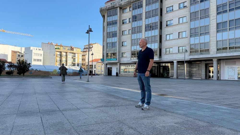 Imagen Finalizan os traballos para a mellora do drenado da ribeirense praza de España nos días de chuvia