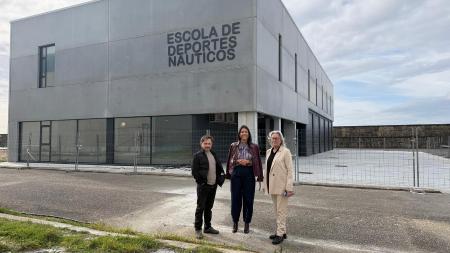 Imaxe Rematan as obras da Escola de Deportes Náuticos de Aguiño