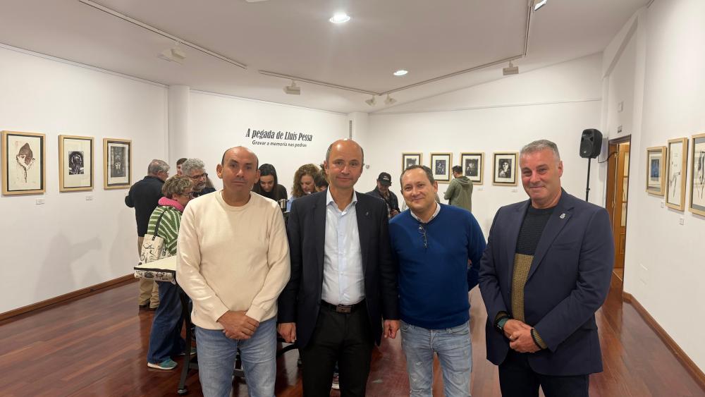 Imagen O Mugart segue a pegada do artista catalán Lluís Pessa nunha mostra integrada por 30 obras